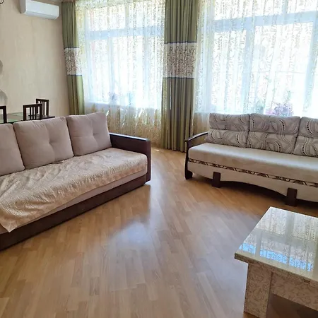 Near The Sea Apartman